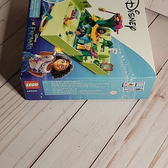 New, never opened Disney Encanto LEGO Set #43200- Antonio’s Magical Door - Picture 3 of 6
